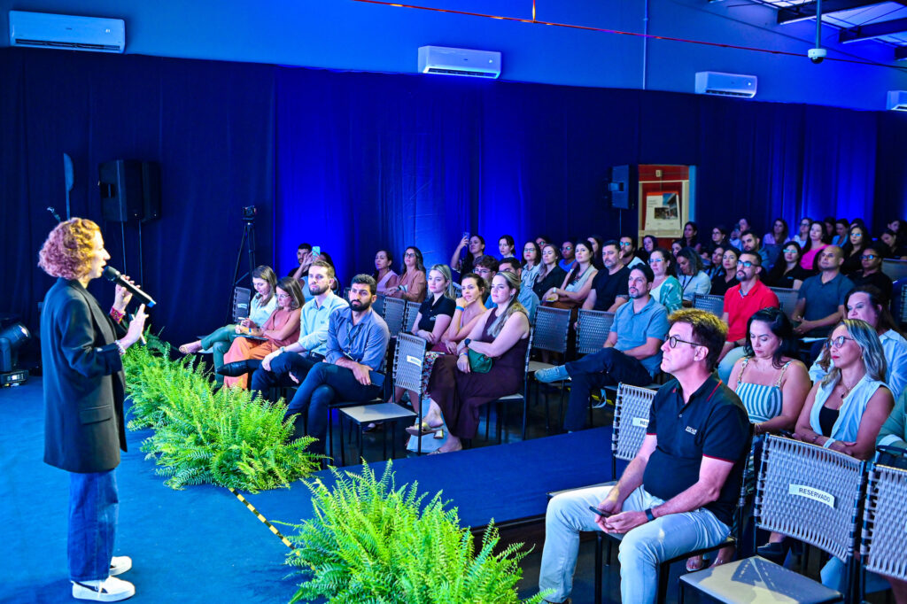 Fucape Convida 15.04 43 Fucape Convida Promove Debate Sobre O Futuro Da Experiência Do Cliente Com Especialista Do Santander