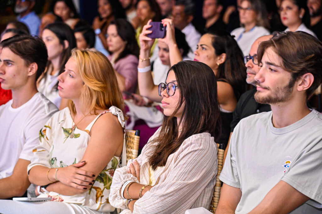 Fucape Convida 27.03 42 Estreia Marcante: 1ª Edição Do Fucape Convida Levanta Debate Sobre A Liderança Do Futuro